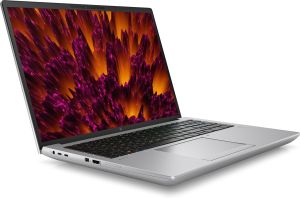 HP ZBook Fury 16 G10 Intel® Core™ i7 i7-13700HX Estación de trabajo móvil 40,6 cm (16") WUXGA 32 GB DDR5-SDRAM 1 TB SSD NVIDIA RTX 3500 Ada Wi-Fi 6E (802.11ax) Windows 11 Pro Plata