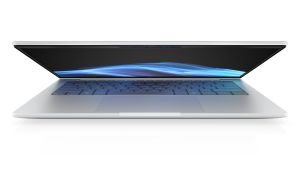 HP EliteBook 8 G1i 14 inch Notebook Next Gen AI PC Wolf Pro Security Edition Copilot+ PC Intel Core Ultra 5 228V Portátil 35,6 cm (14") WUXGA 32 GB LPDDR5x-SDRAM 512 GB SSD Wi-Fi 7 (802.11be) Windows 11 Pro Plata