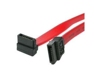 StarTech.com Cable SATA 0,45m Acodado en Ángulo Recto - Rojo - 18in Pulgadas Cable Serial ATA