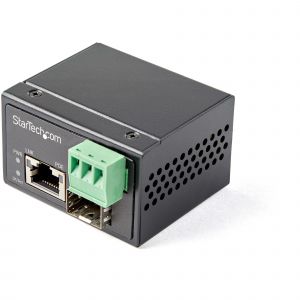 StarTech.com Conversor de Medios Ethernet Industrial PoE+ de Fibra a Ethernet de 30W - Convertidor SFP a RJ45 de Fibra IP30 (IMC1GSFP30W)